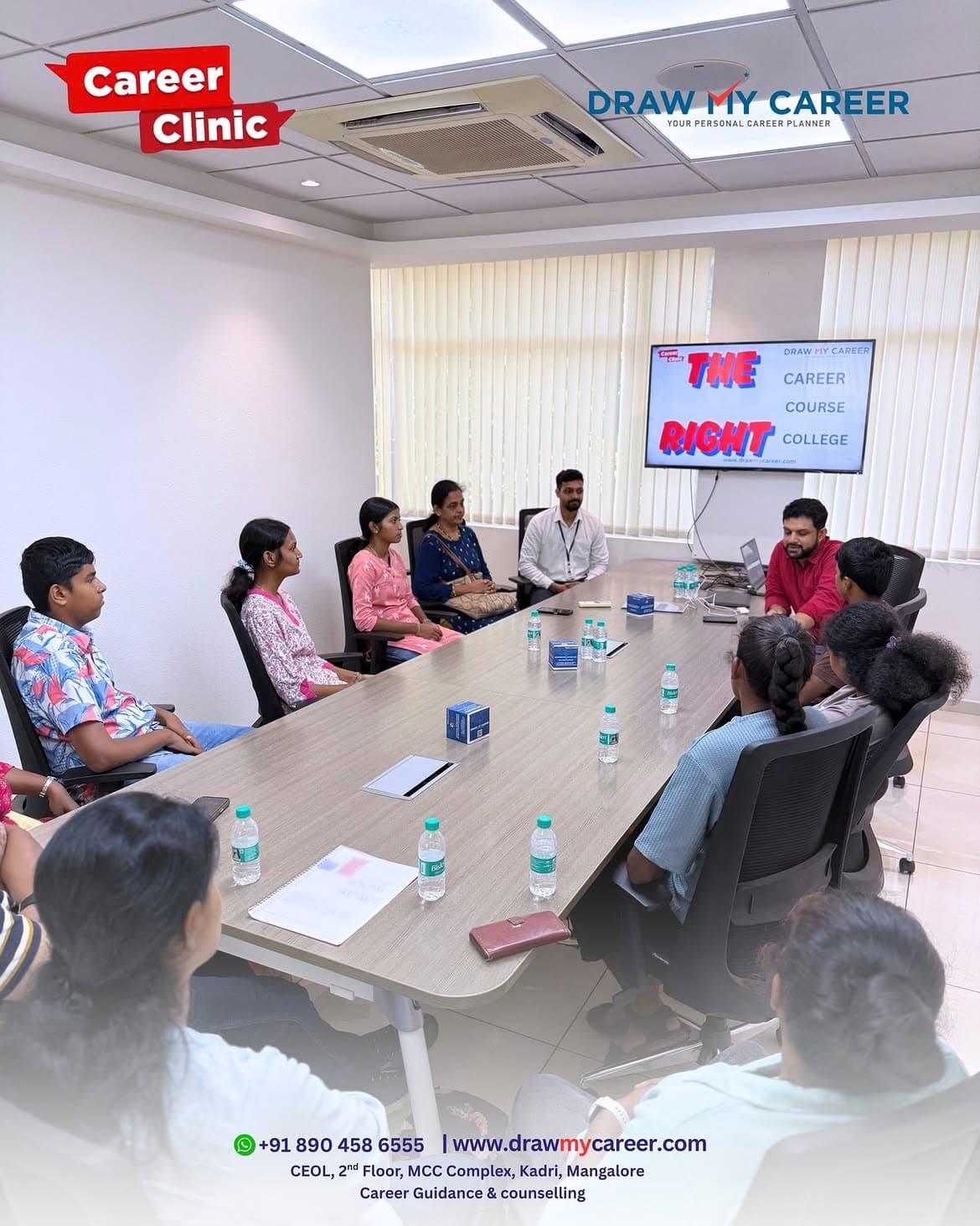 Students and parents in a Draw My Career Career Clinic counselling session around the table